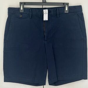 NWT - Banana Republic - Lived-in Short - Preppy Navy